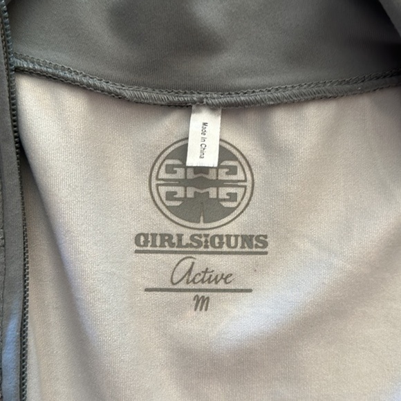 Hunting Jacket Brand is Girls & Guns medium jacket camo hunting coat  stretchy - Picture 10 of 12